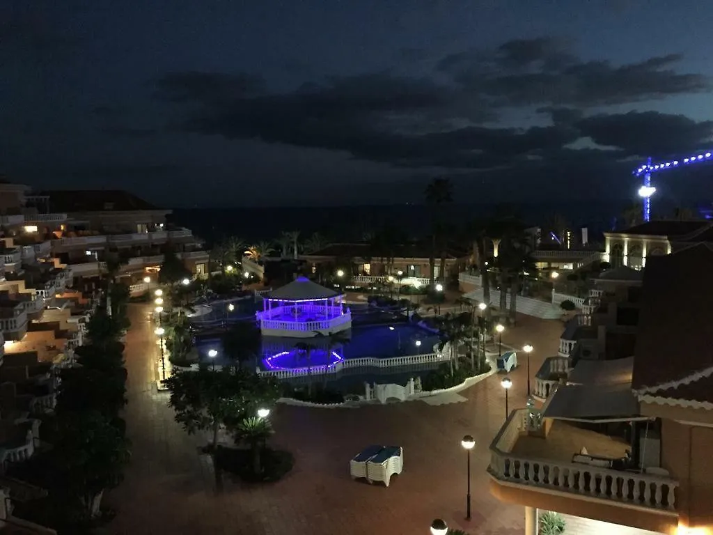 Tenerife Royal Gardens - Las Vistas Trg - Viviendas Vacacionales 美洲海滩